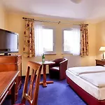Dorint Marc Aurel & Golf Resort 4*
