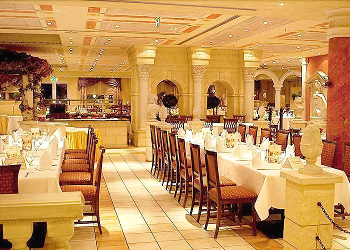 Dorint Marc Aurel & Golf 4* باد غوغنغ